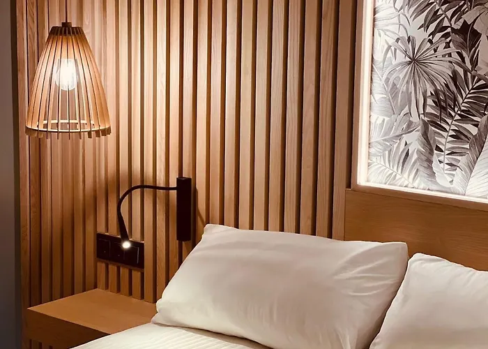 Noy Hotel 3*